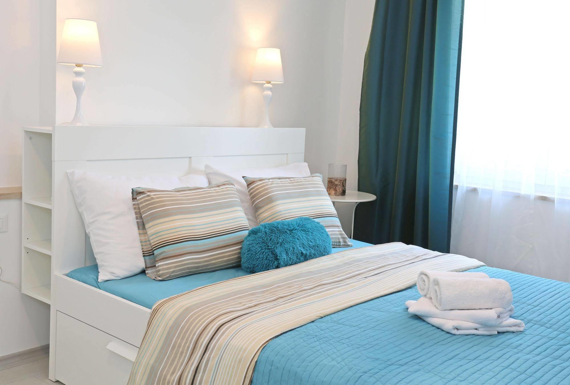 Boutique Hotel Alegria Supetar Extérieur photo